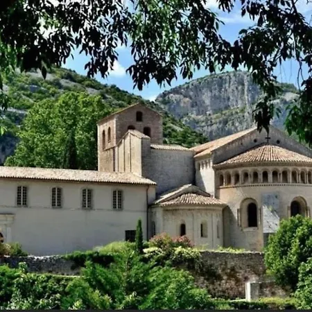 Apartment Le St Benoit