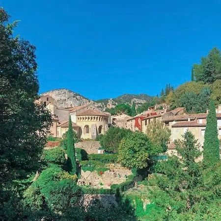 Le St Benoit * Saint-Guilhem-le-Desert